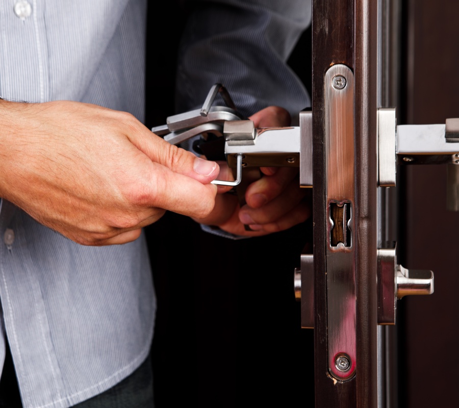 Installation de serrure